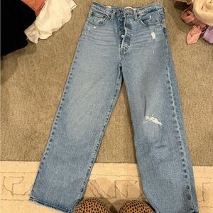 Levi’s rib cage cropped woneb Jeans 29